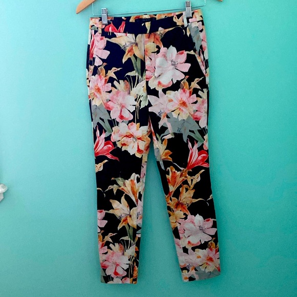 Zara cropped pants - Picture 1 of 3